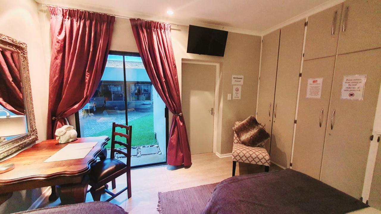 The Spare Bedroom Unit 1 Гаррісміт Екстер'єр фото